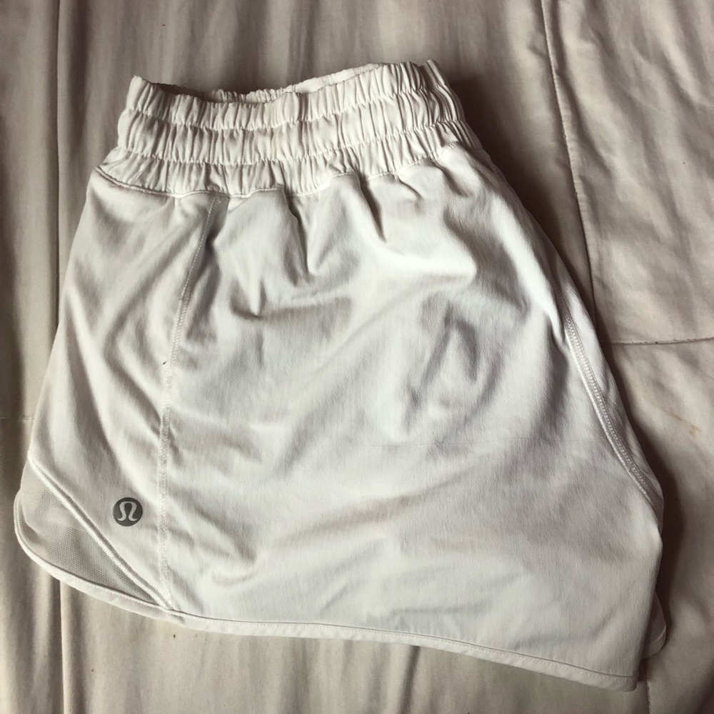 Lululemon hotty hot shorts